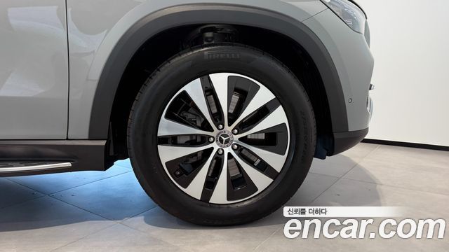 Mercedes-Benz GLE-Class 2026 — photo 5