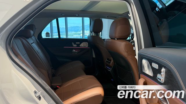 Mercedes-Benz GLE-Class 2026 — photo 17