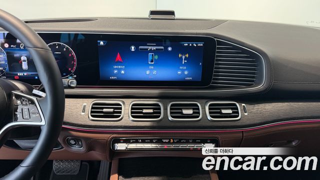 Mercedes-Benz GLE-Class 2026 — photo 19