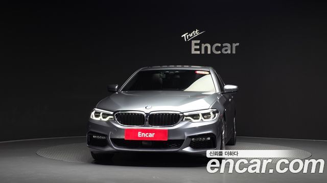 BMW 5-Series 2018 — photo 3