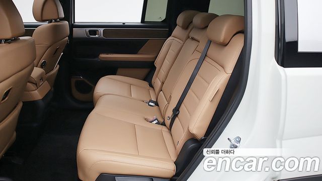 Hyundai Santafe 2025 — photo 6