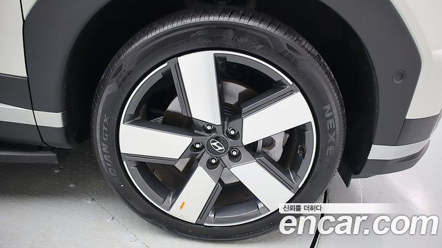 Hyundai Santafe 2025 — photo 20