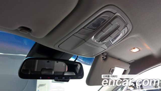 Hyundai Santafe 2019 — photo 25