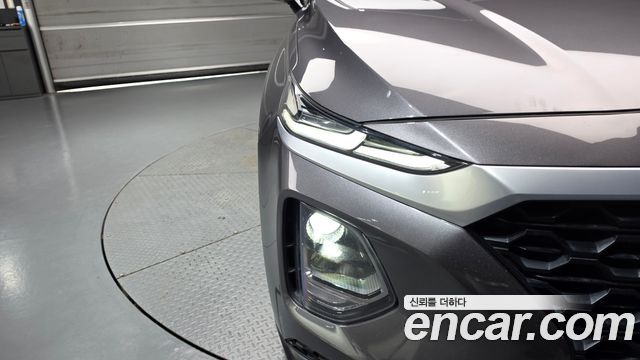 Hyundai Santafe 2019 — photo 8