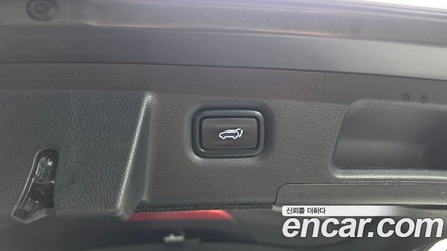 Hyundai Santafe 2019 — photo 34