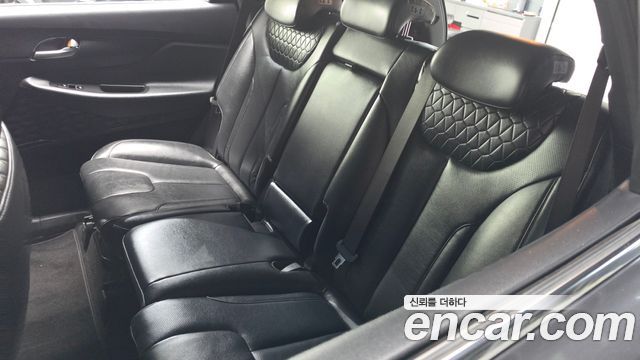 Hyundai Santafe 2019 — photo 36