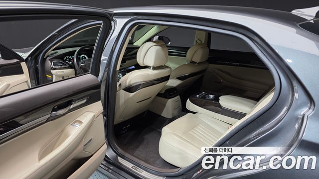 Genesis EQ900 2018 — photo 17