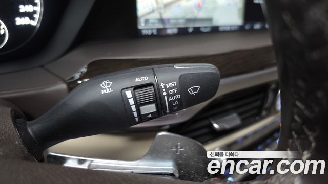 Genesis EQ900 2018 — photo 21