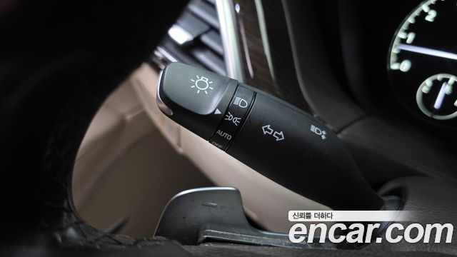Genesis EQ900 2018 — photo 22