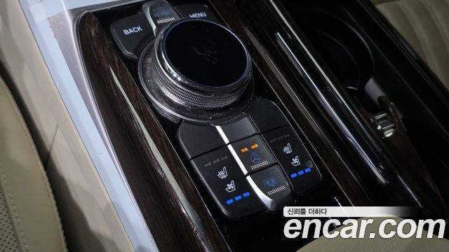 Genesis EQ900 2018 — photo 24