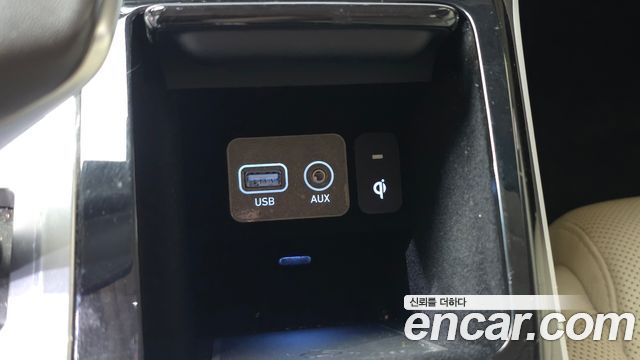 Genesis EQ900 2018 — photo 25