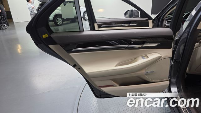 Genesis EQ900 2018 — photo 15