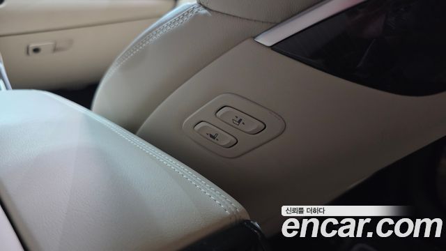 Genesis EQ900 2018 — photo 30