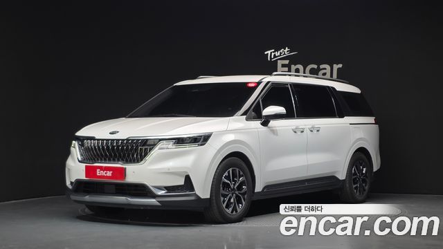 Kia Canival 2021 — photo 1