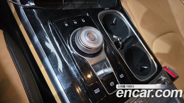 Kia Canival 2021 — photo 9