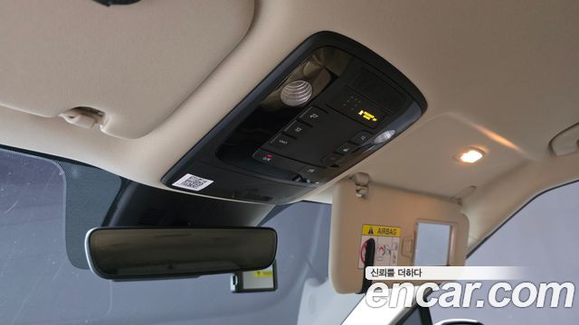 Kia Canival 2021 — photo 16