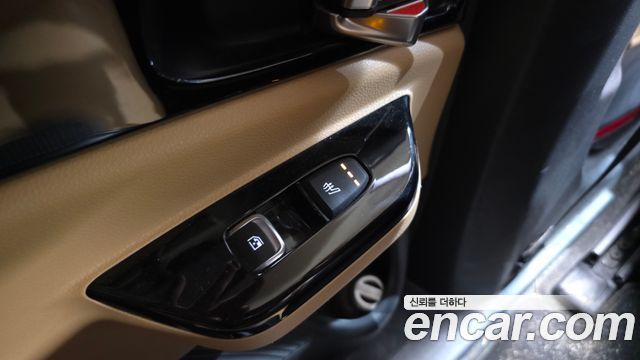 Kia Canival 2021 — photo 19