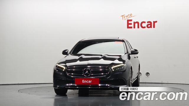 Mercedes-Benz E-Class 2021 — photo 3