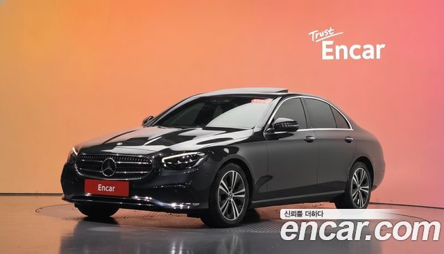 Mercedes-Benz E-Class 2021 — photo 1