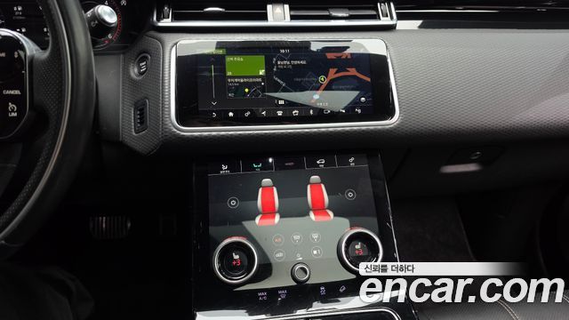 Land Rover Range Rover Velar 2019 — photo 19