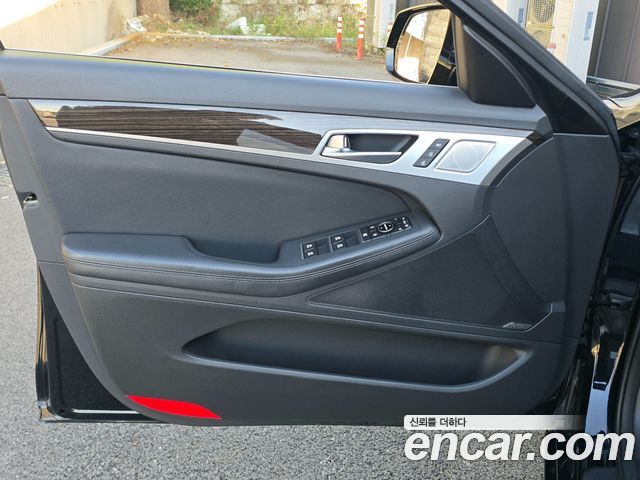 Genesis G80 2020 — photo 8