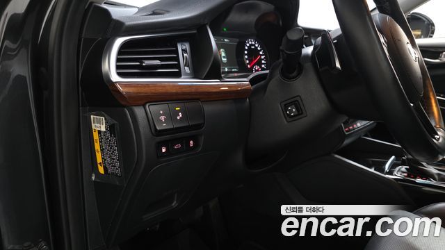 Kia K7 2017 — photo 24