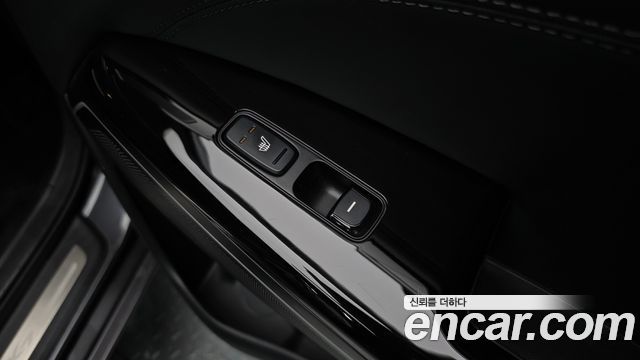 Kia K7 2017 — photo 36