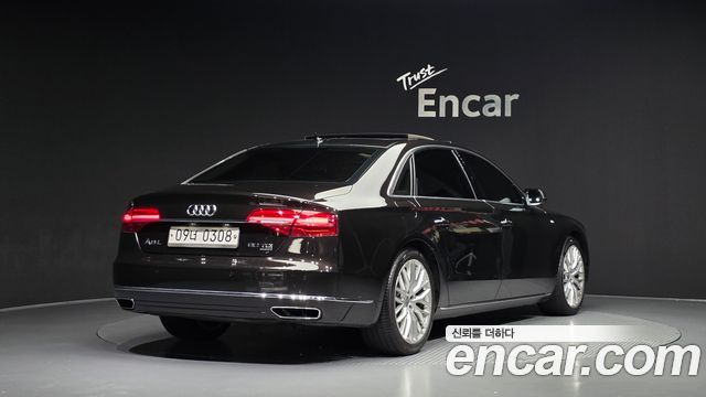 Audi A8 2015 — photo 2