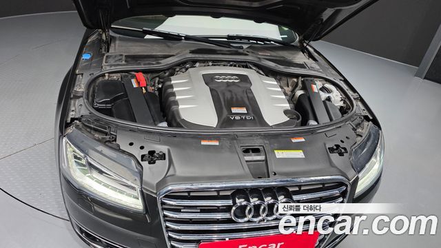 Audi A8 2015 — photo 6