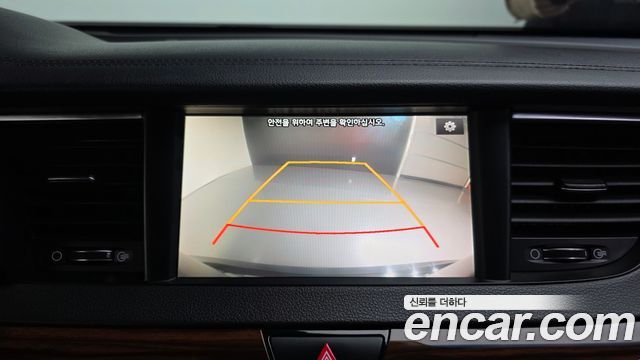 Kia K7 2017 — photo 15