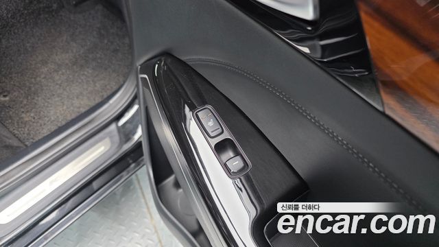 Kia K7 2017 — photo 19