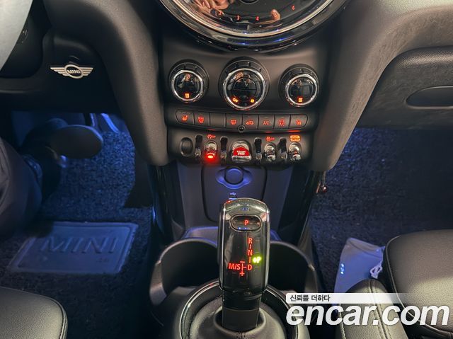 Mini Cooper 2023 — photo 5