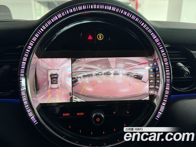 Mini Cooper 2023 — photo 8