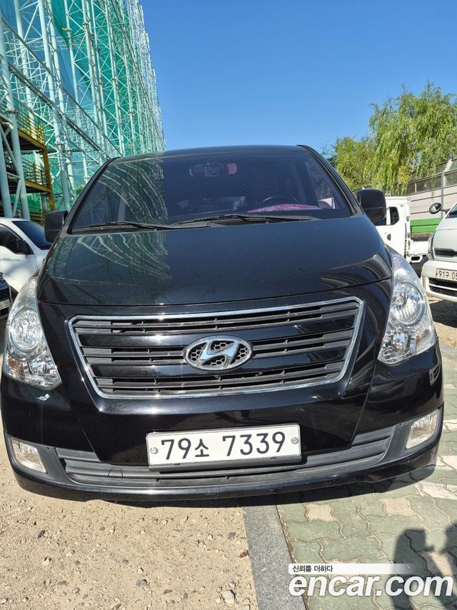 Hyundai Starex 2017 — photo 3