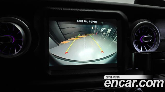 Jeep Wrangler 2021 — photo 21