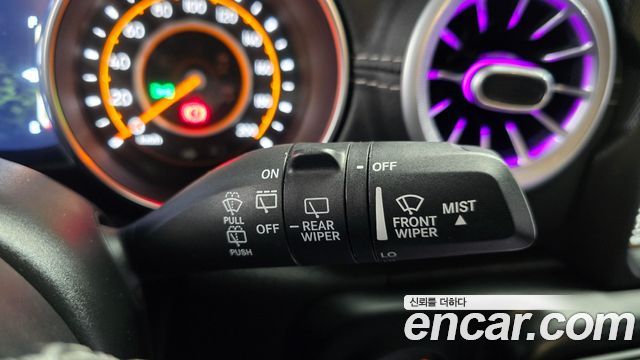Jeep Wrangler 2021 — photo 27
