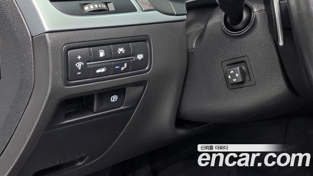 Genesis G80 2017 — photo 23