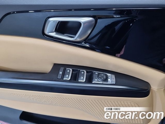 Kia Canival 2023 — photo 10