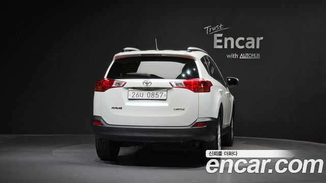 Toyota RAV4 2015 — photo 4