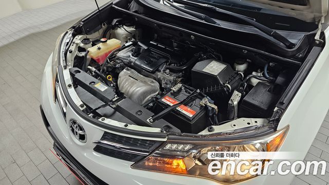 Toyota RAV4 2015 — photo 6