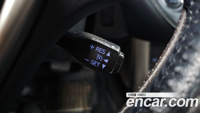 Toyota RAV4 2015 — photo 28