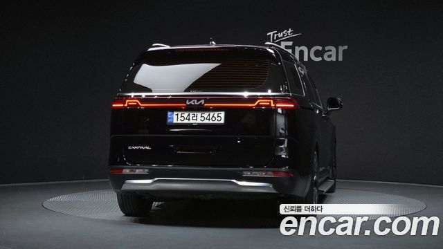 Kia Canival 2022 — photo 4