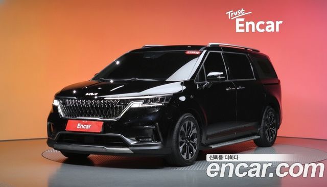 Kia Canival 2022 — photo 1