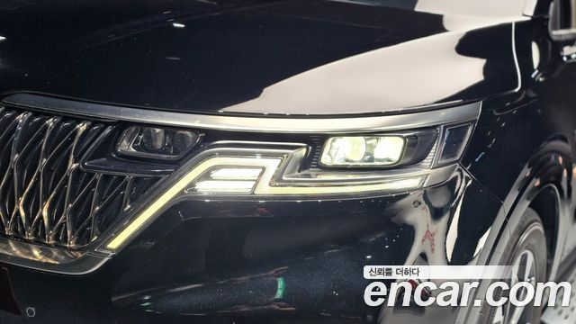 Kia Canival 2022 — photo 8