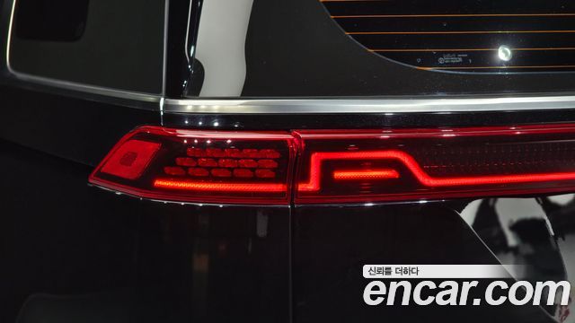 Kia Canival 2022 — photo 9