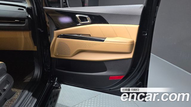 Kia Canival 2022 — photo 15