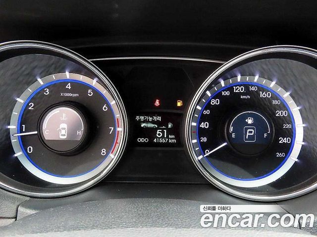 Hyundai Sonata 2012 — photo 9