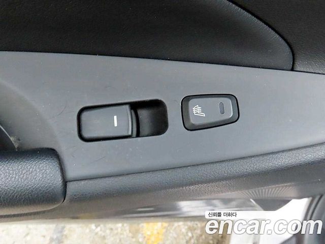 Hyundai Sonata 2012 — photo 17