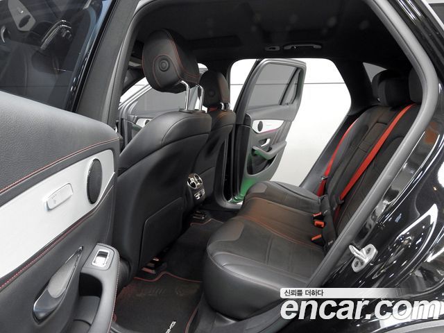 Mercedes-Benz GLC-Class 2022 — photo 12
