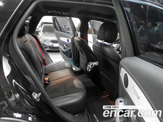 Mercedes-Benz GLC-Class 2022 — photo 13